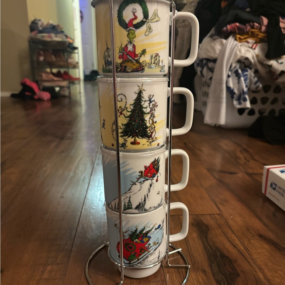 Dr Seuss the grinch mug stacker - Picture 1 of 4